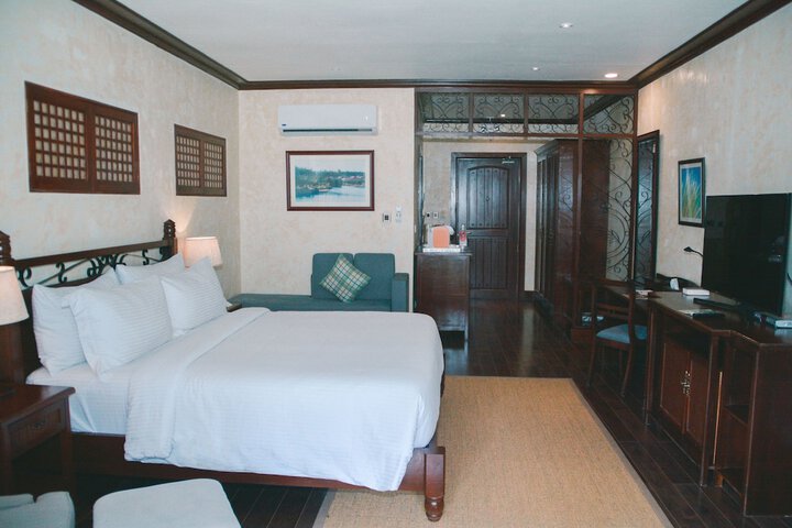 Room 16 of 51