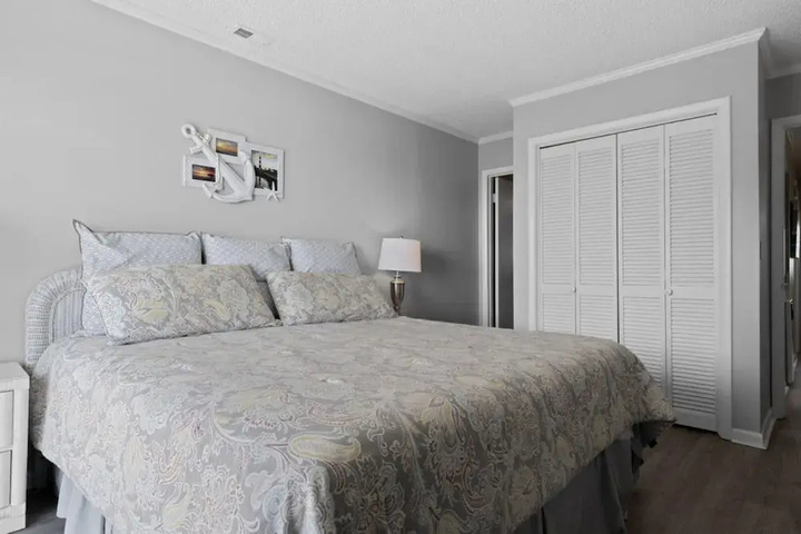 Room 5 of 21