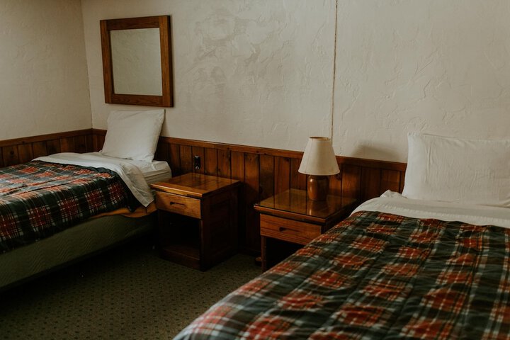 Room 20 of 132