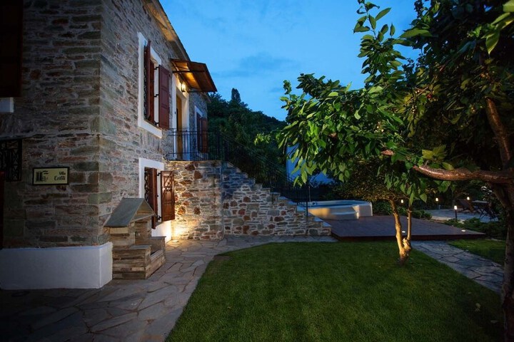 Terrace/Patio 38 of 80