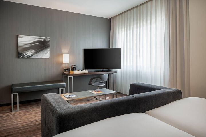 Room 15 of 57