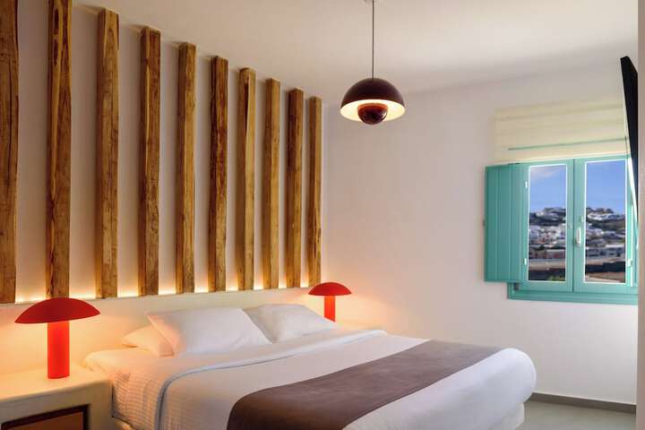 Room 14 of 74