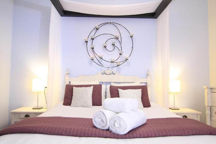 Room 34 of 132