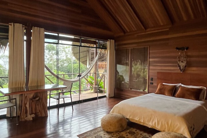 Room 3 of 13