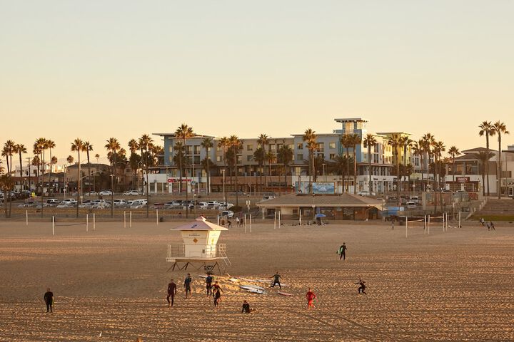 Surfing/boogie boarding