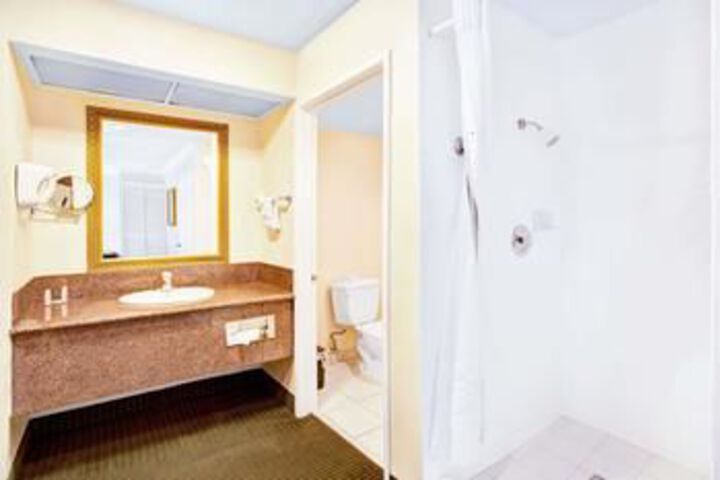 Room 49 of 87