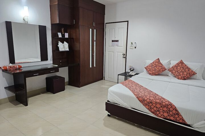 Room 25 of 78