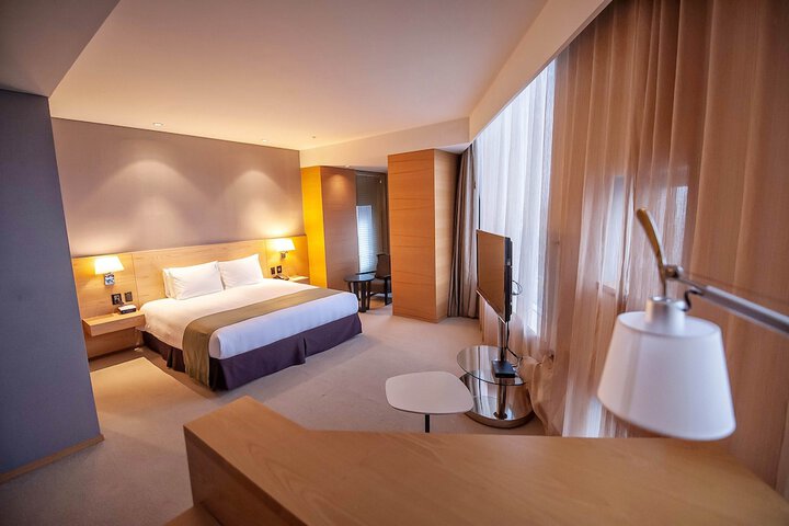 Room 30 of 112