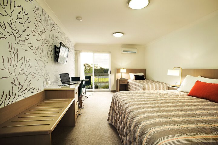 Room 16 of 49