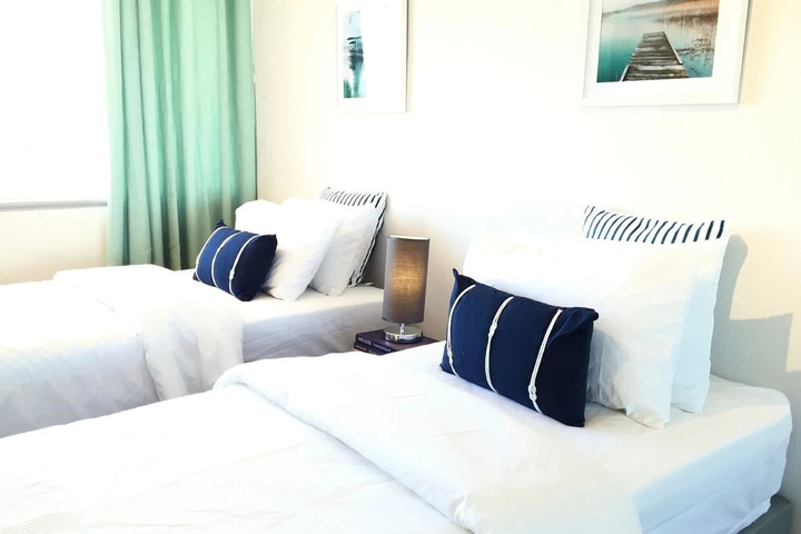 Room 2 of 13