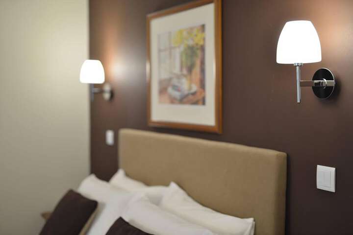 Room 13 of 44