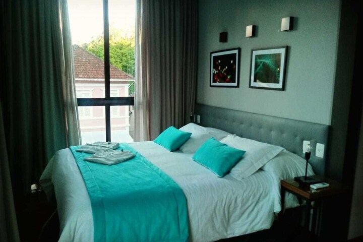 Room 9 of 49