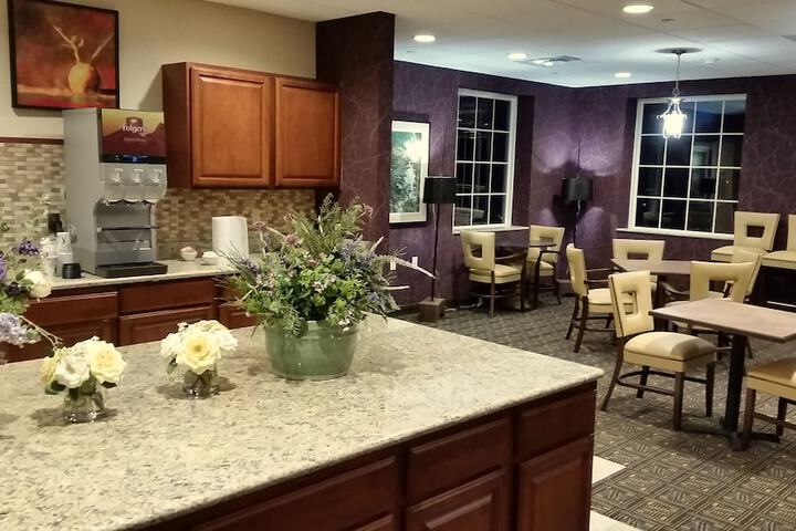 Breakfast area