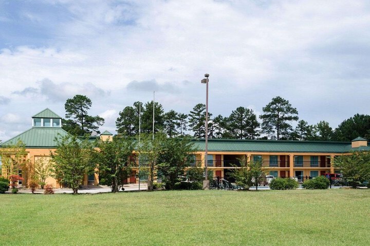 Exterior Photo