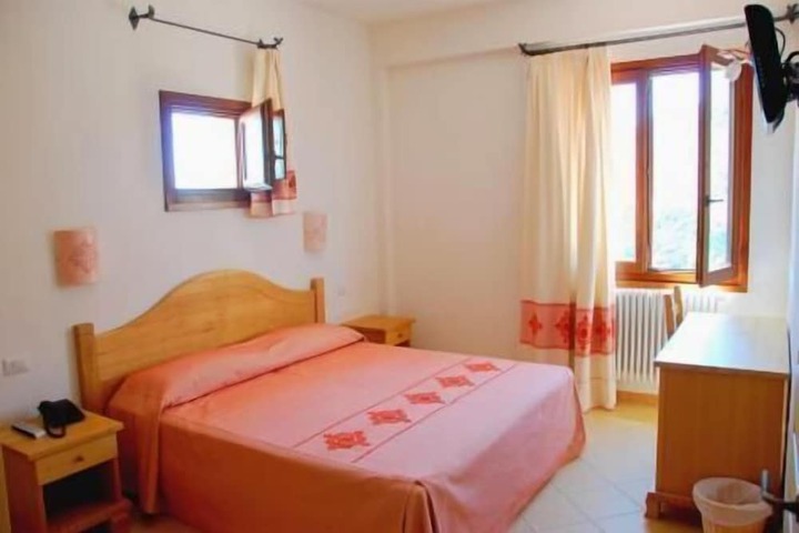 Room 7 of 20