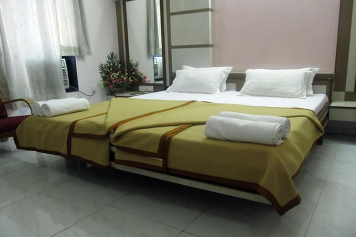 Room 5 of 41