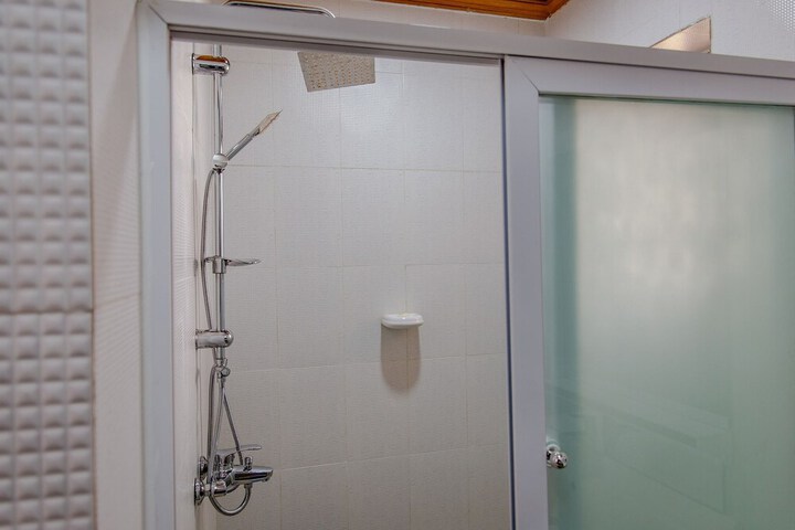 Room 50 of 98
