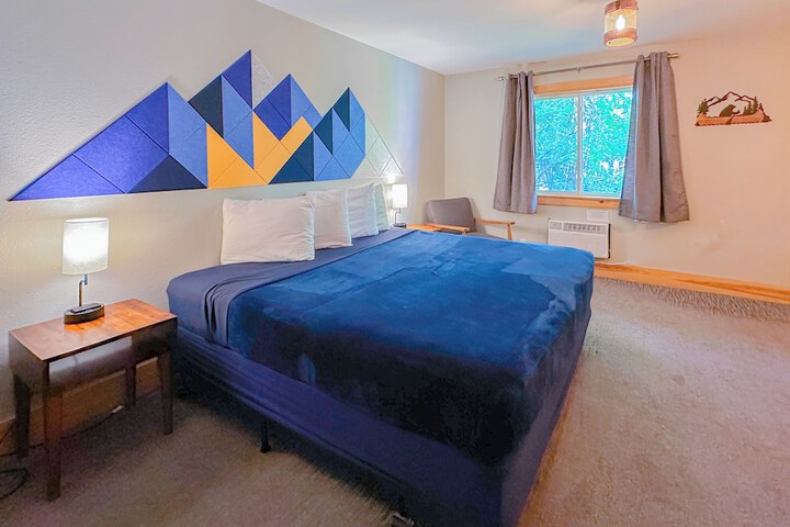Room 13 of 82