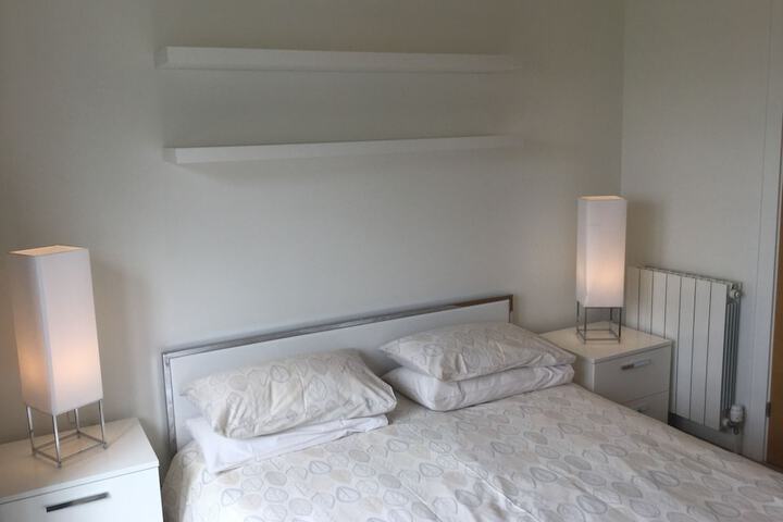 Room 2 of 21