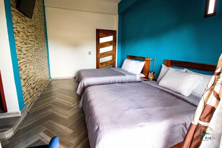 Room 8 of 36