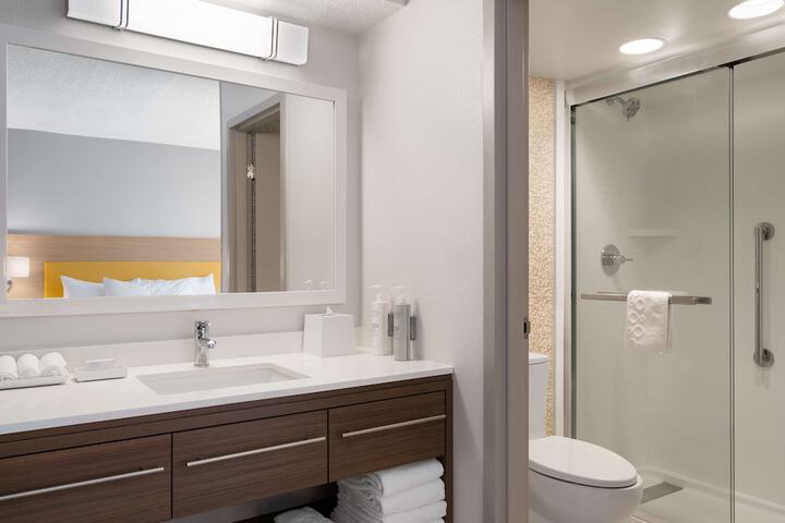 Bathroom shower