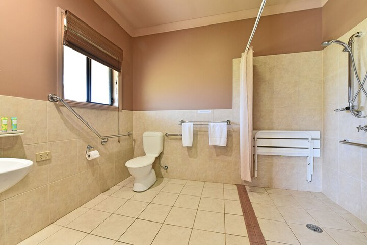 Room 14 of 26
