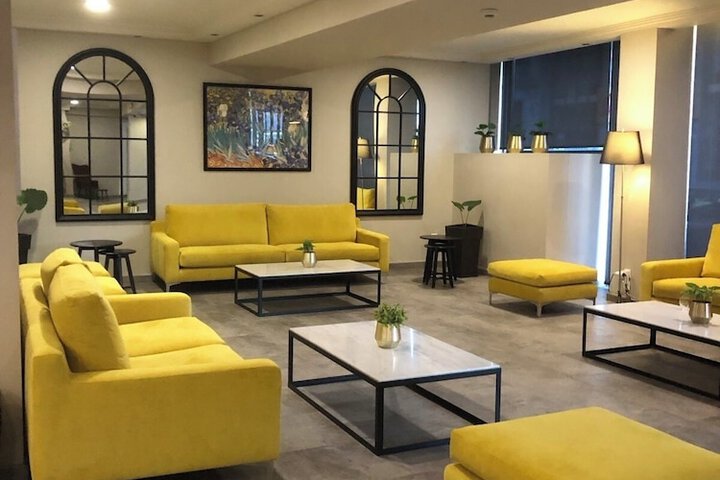 Guest Lobby
