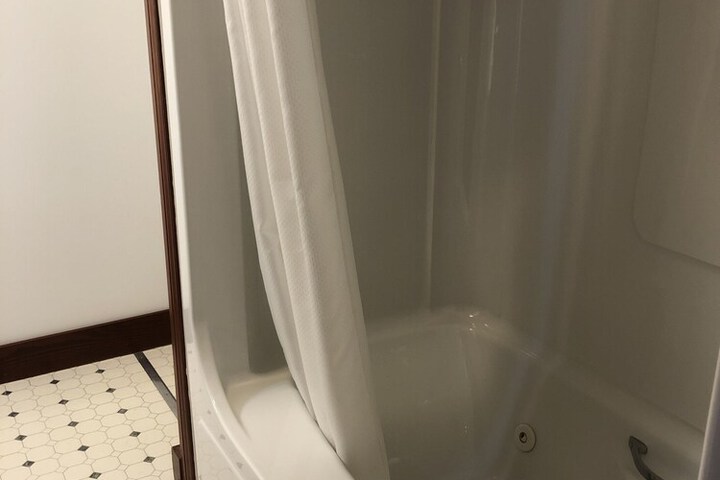 Room 31 of 55