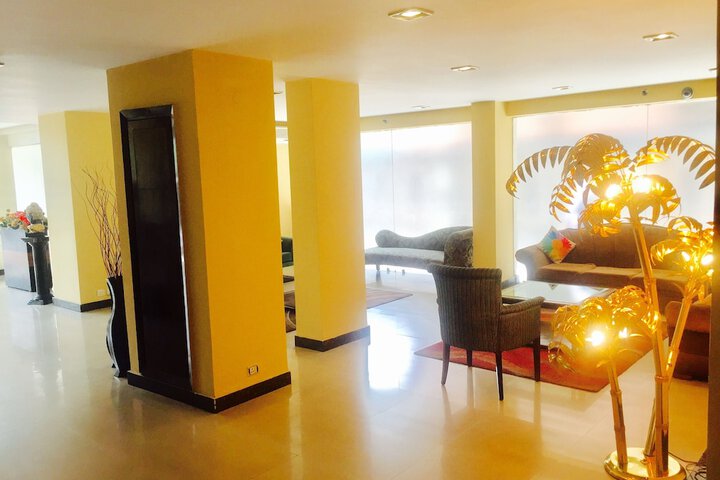 Guest Lobby