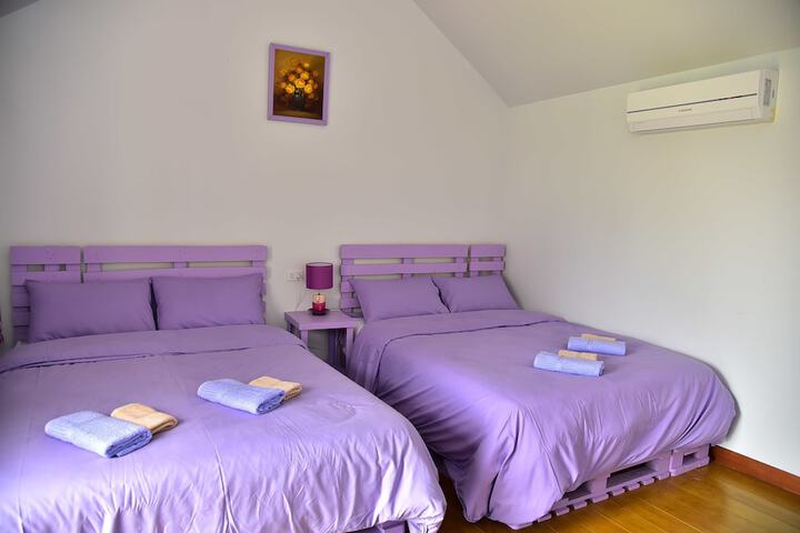 Room 7 of 37