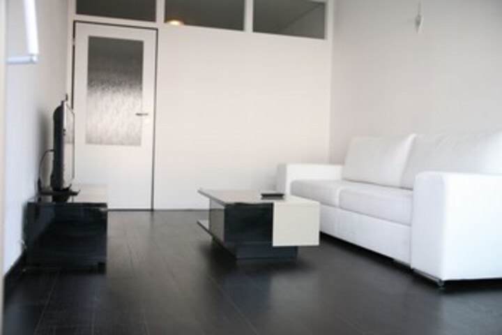 Room 78 of 275