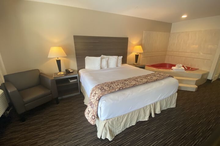 Room 11 of 26