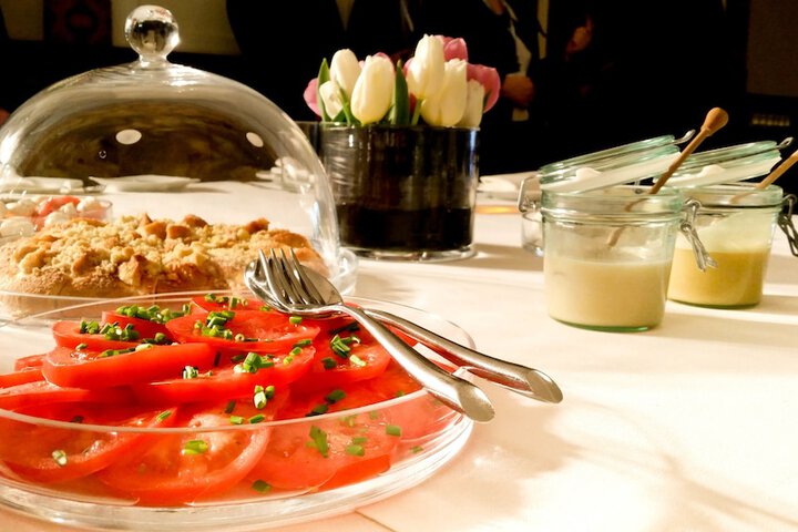 Dining 82 of 95