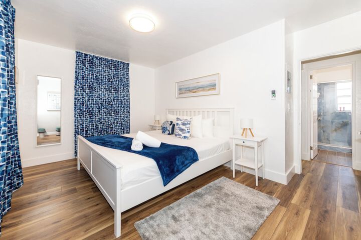 Room 21 of 60