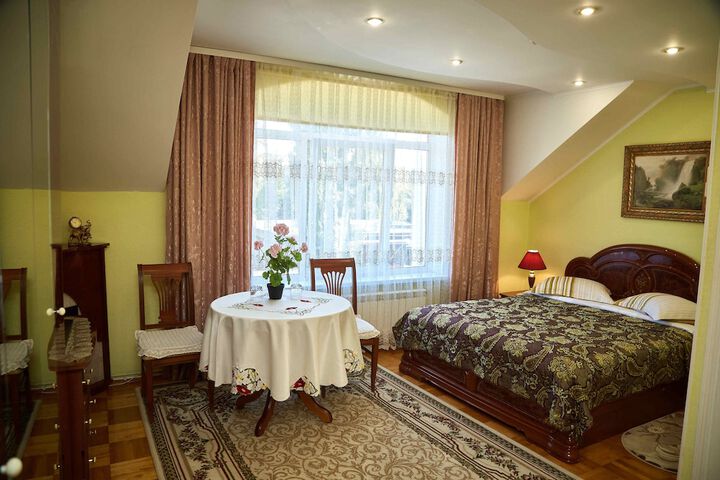 Room 21 of 57