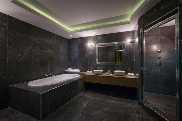 Bathroom Interior Photo