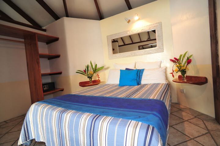 Room 4 of 74