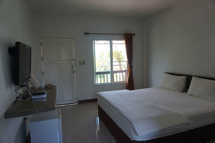 Room 10 of 31