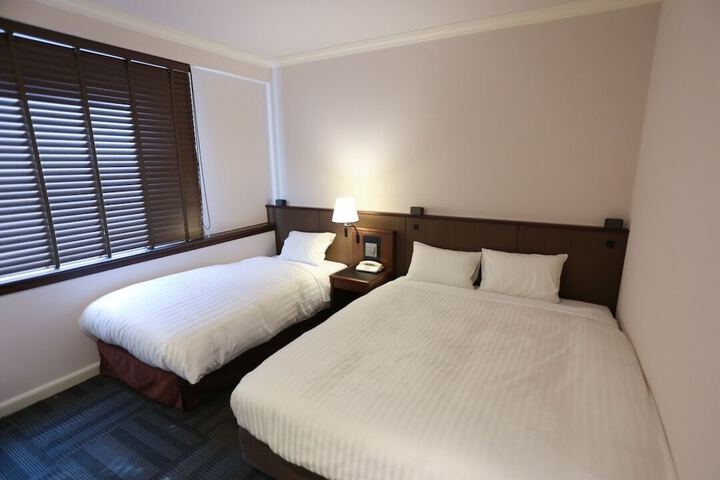 Room 29 of 42