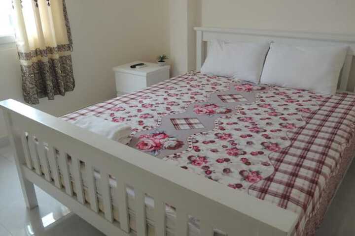 Room 12 of 34