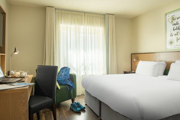 Room 3 of 15