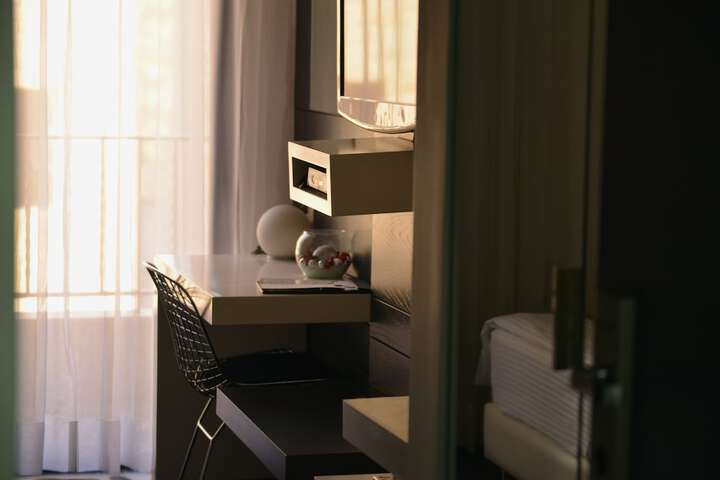 Room 32 of 54