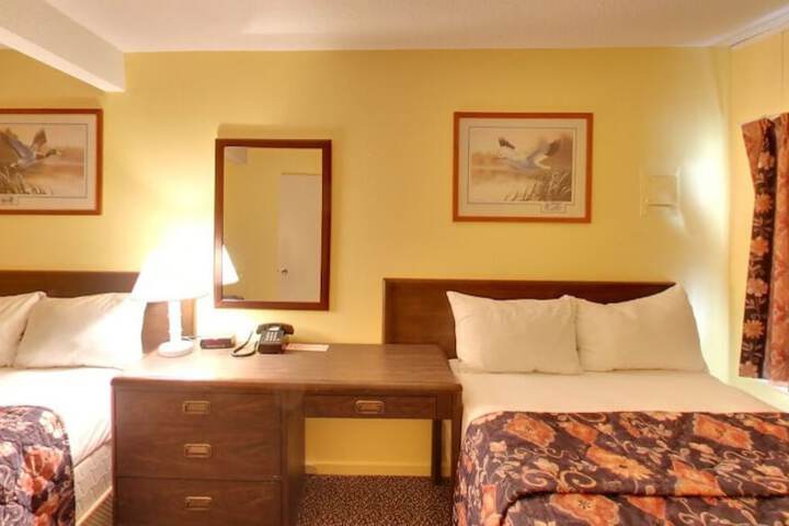 Room 14 of 25