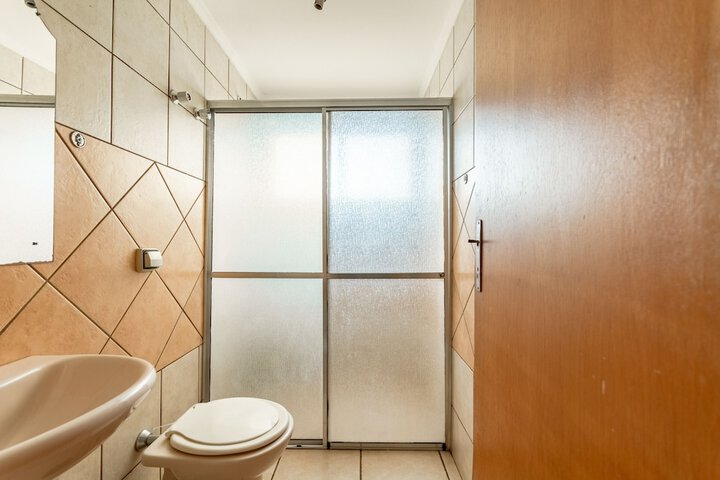 Room 16 of 20