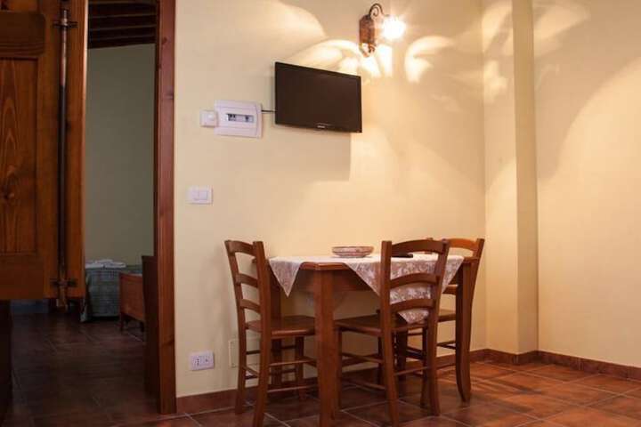 Room 14 of 39