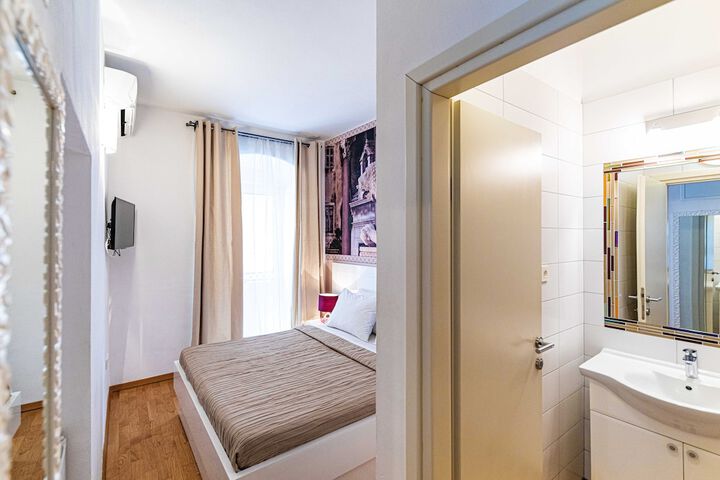 Room 44 of 44