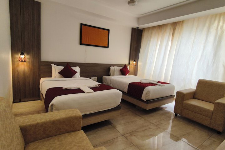 Room 8 of 31