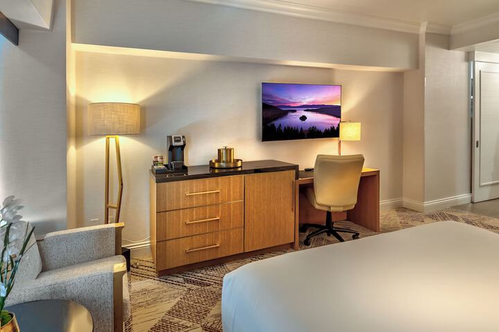 Premier 2 Queen Beds (9 of 9)