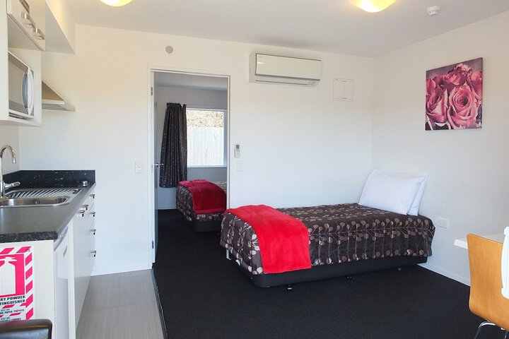 Room 9 of 31