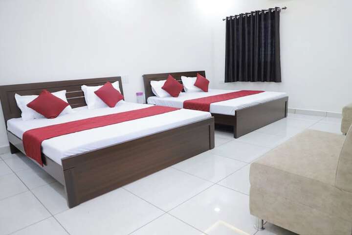 Room 12 of 17